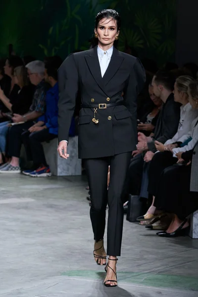 Look 6